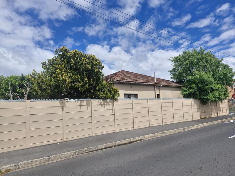 5 Bedroom Property for Sale in Glen Lilly Western Cape